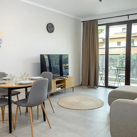 Skyline - Stylish 1bd By Flat Mаnаger شقة فارنا